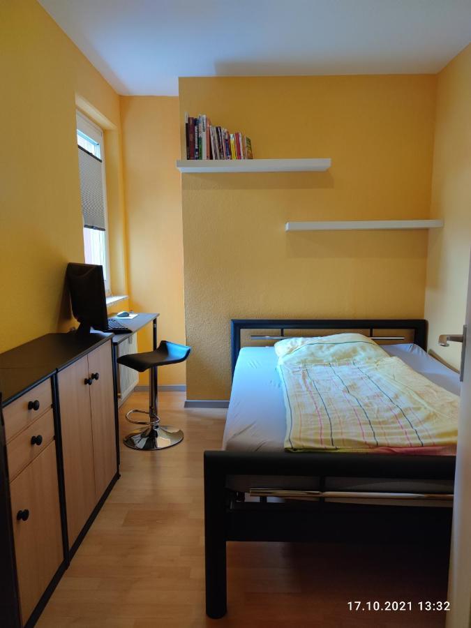 Kleines Gaestezimmer * Hannover